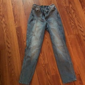 Hollister mom jeans